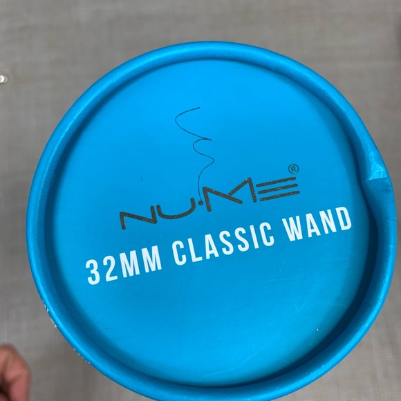 NuMe Classic Curling Wand 32 MM Turquoise. - Picture 5 of 9